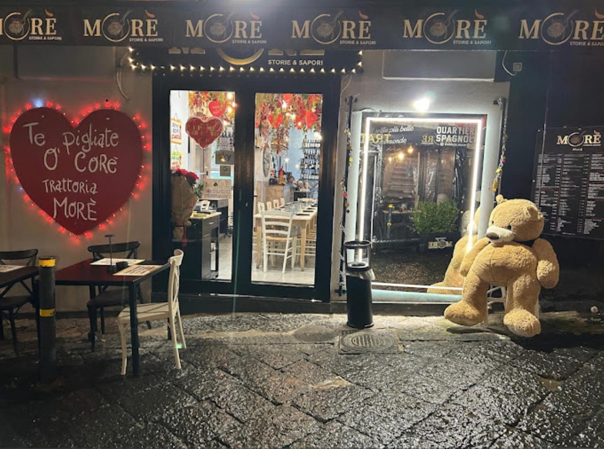 Dimora Nei Quartieri Spagnoli Napoli Bagian luar foto